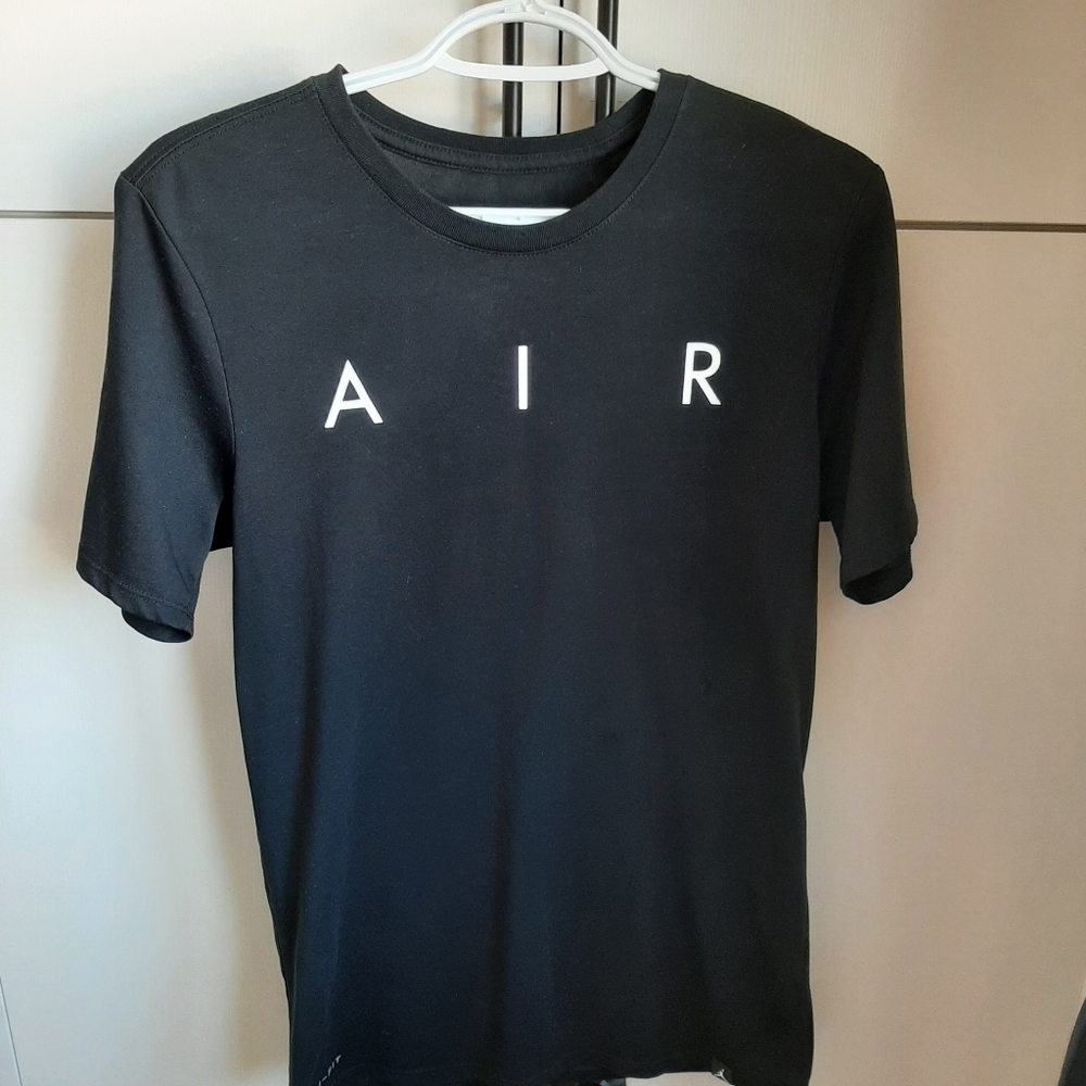 Jordan shirt, size Small